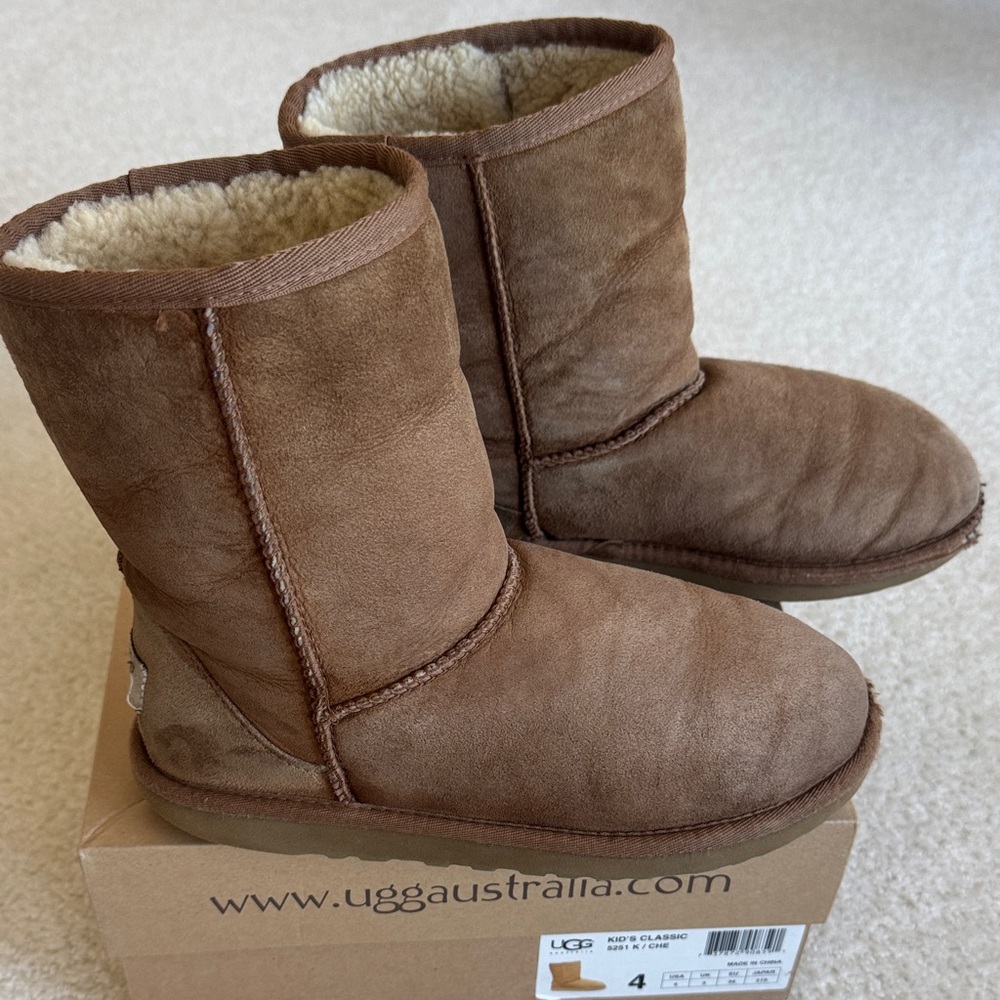 UGG Chestnut Sheepskin Kids Classic Boots